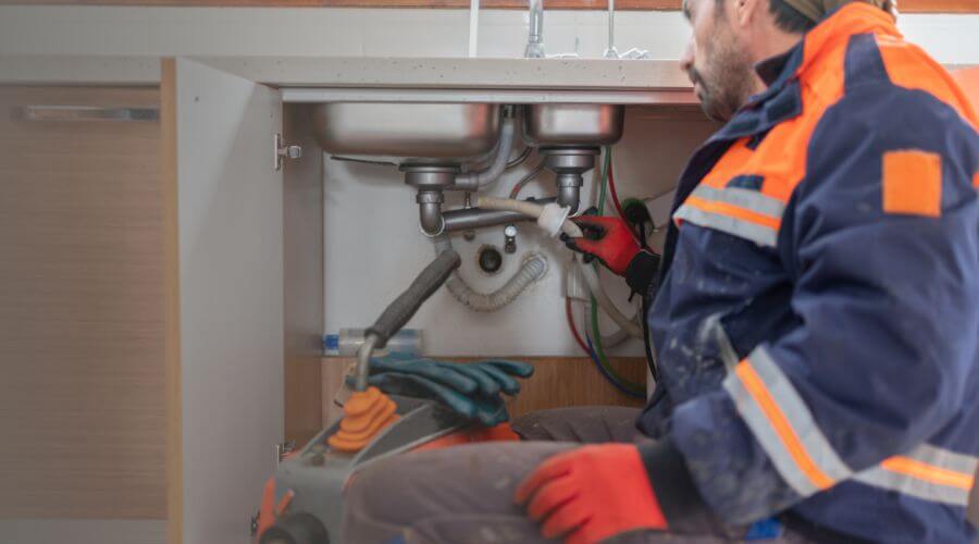 Professional slab leak plumber services in Grantville, KS